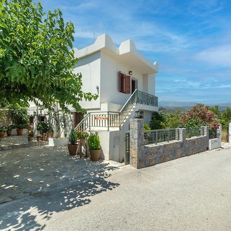 Kounenos House إسترو المظهر الخارجي الصورة