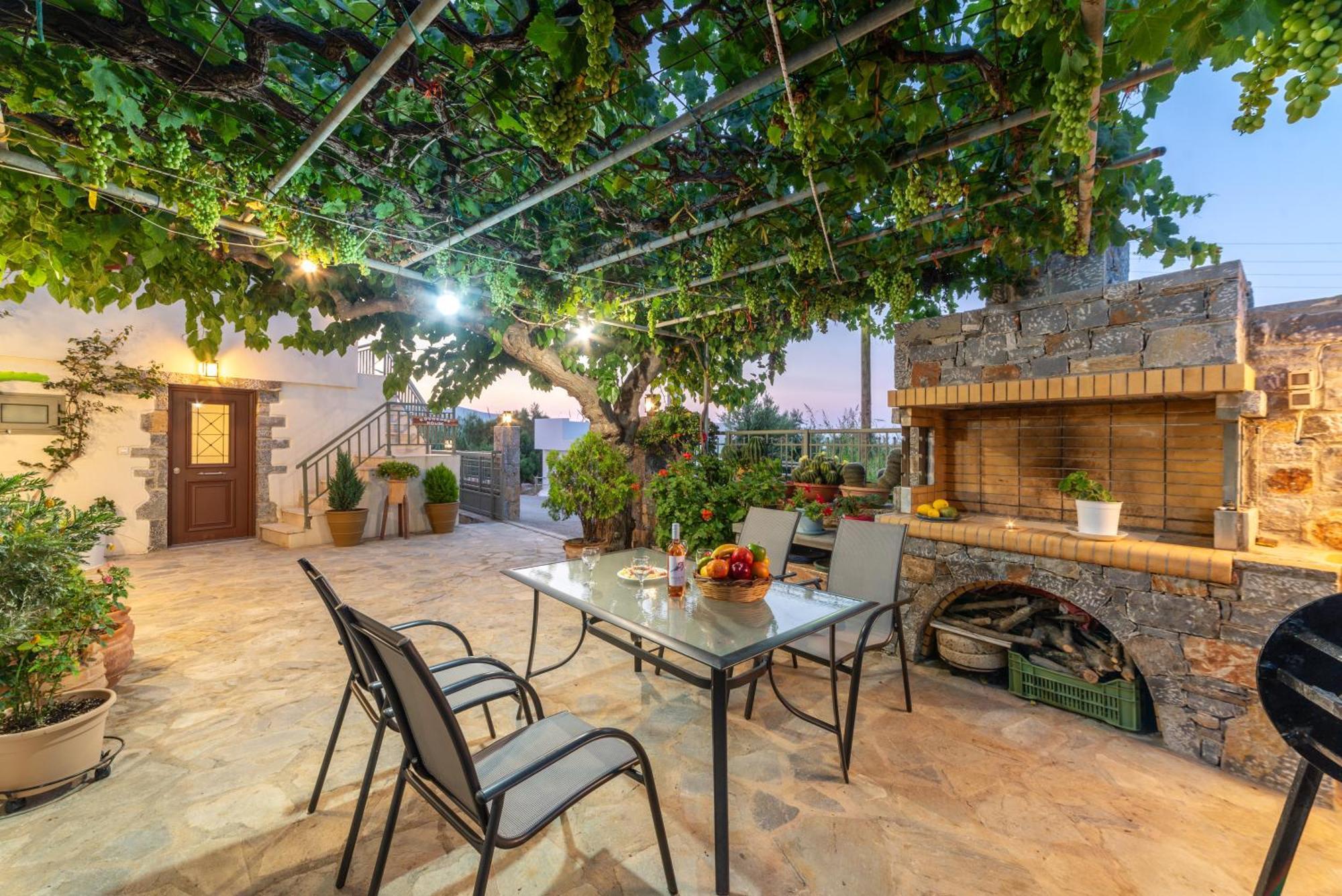 Kounenos House إسترو المظهر الخارجي الصورة