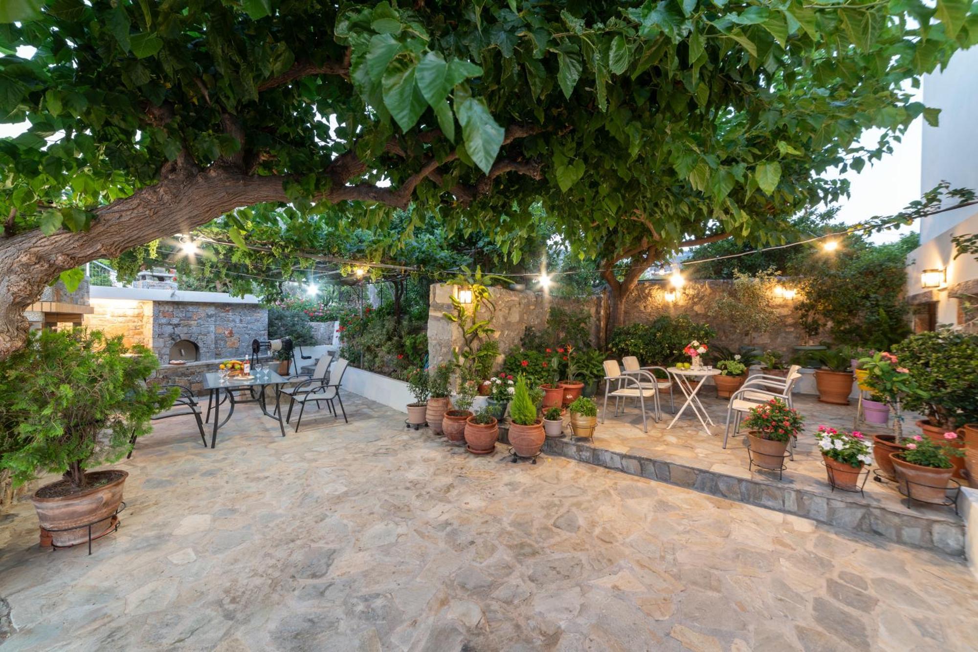 Kounenos House إسترو المظهر الخارجي الصورة
